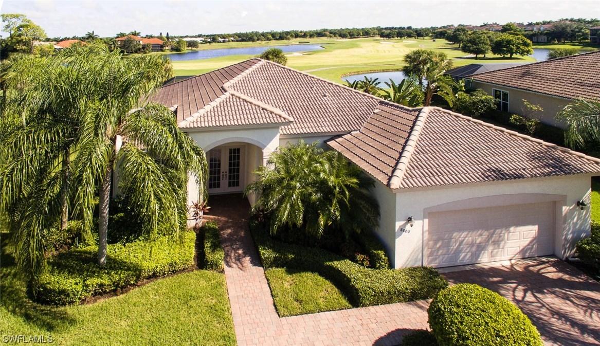 8800 Mustang Island Cir., Naples, FL 34113