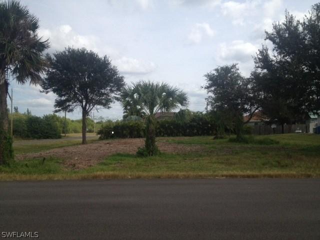 4319 NE 23rd Pl., Cape Coral, FL 33909