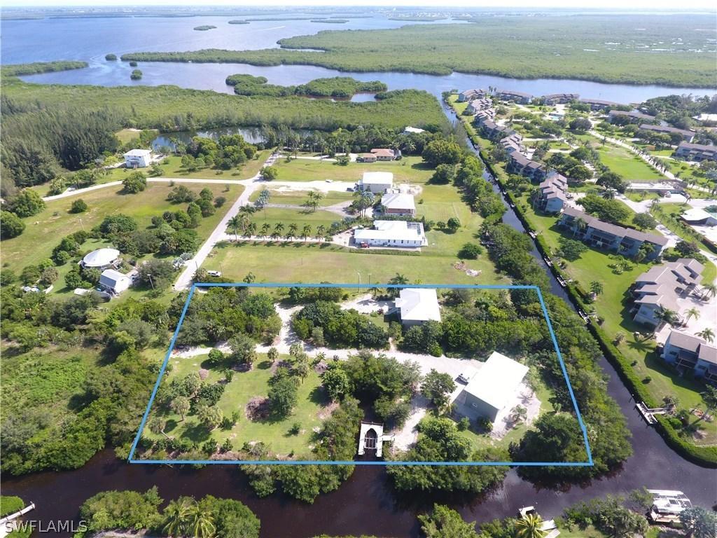 5455 Pine Creek Ln., Bokeelia, FL 33922