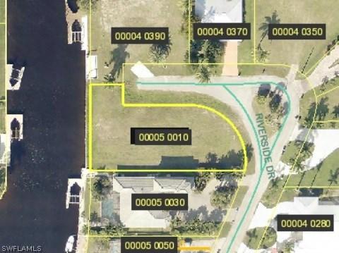 5620 Riverside Dr., Cape Coral, FL 33904