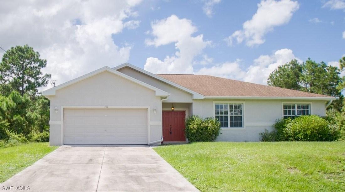 506 Flamingo Ave., Lehigh Acres, FL 33974