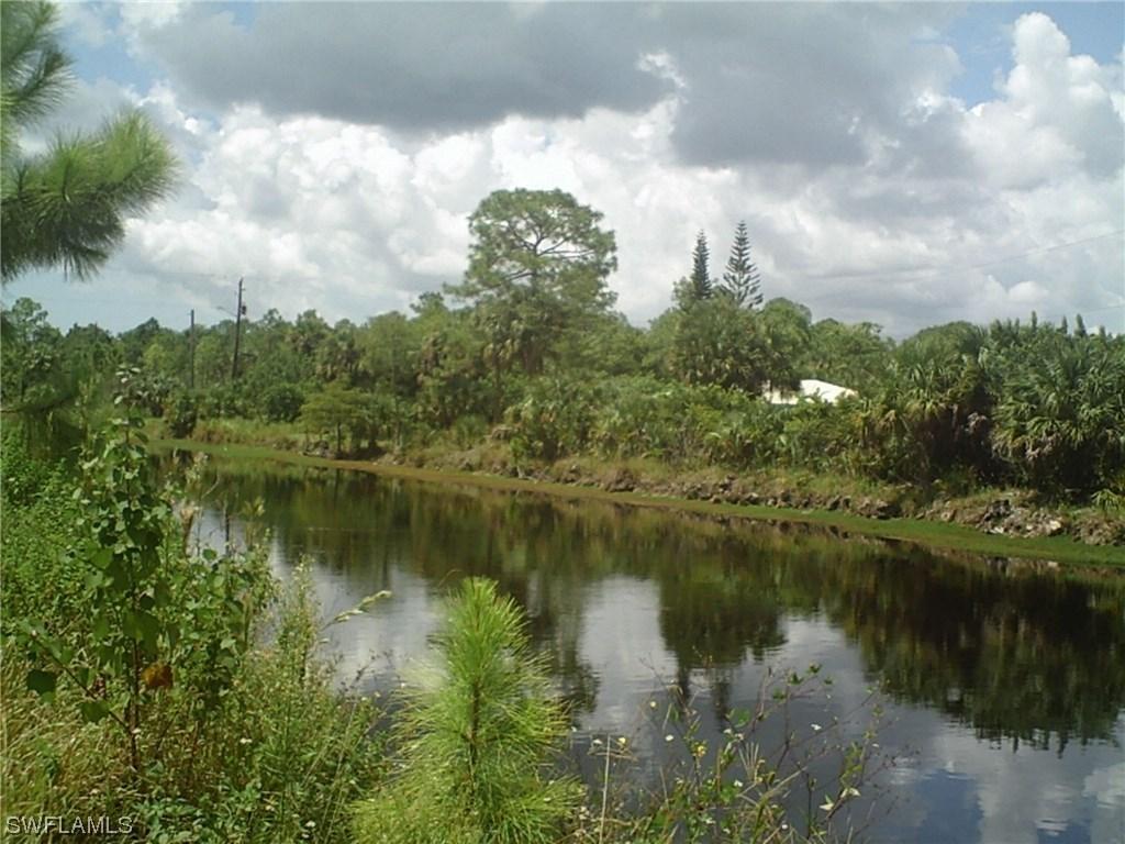 910 11th St., Naples, FL 34117