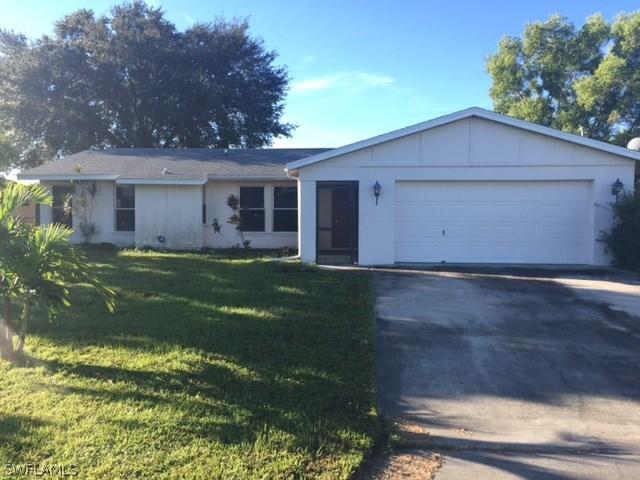 908 SE 30th Ln., Cape Coral, FL 33904