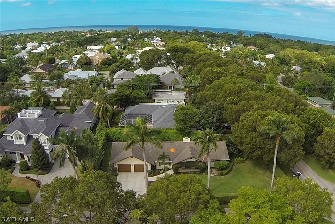 85 6th St., Naples, FL 34102