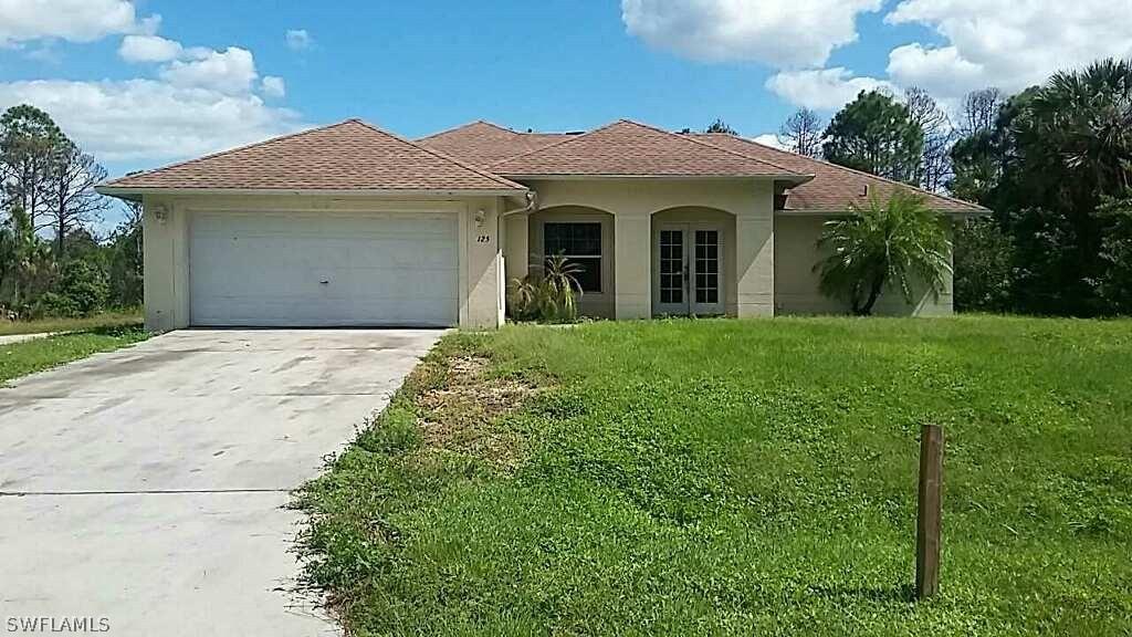 125 Nacelle Ave., Lehigh Acres, FL 33974