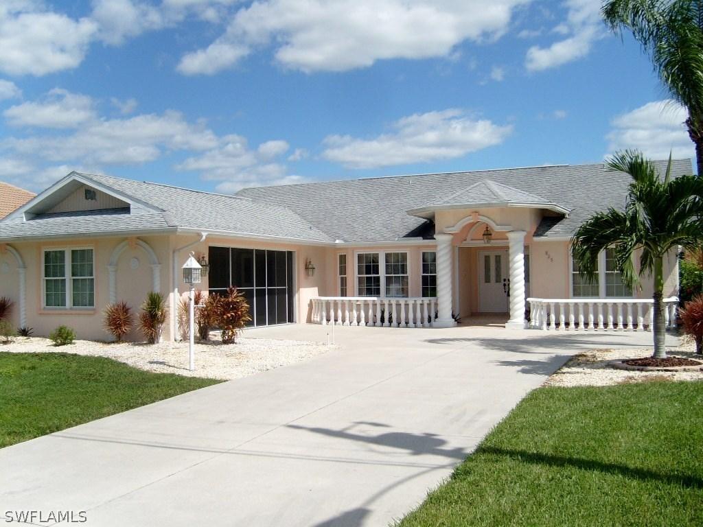825 SW 2nd Ave., Cape Coral, FL 33991