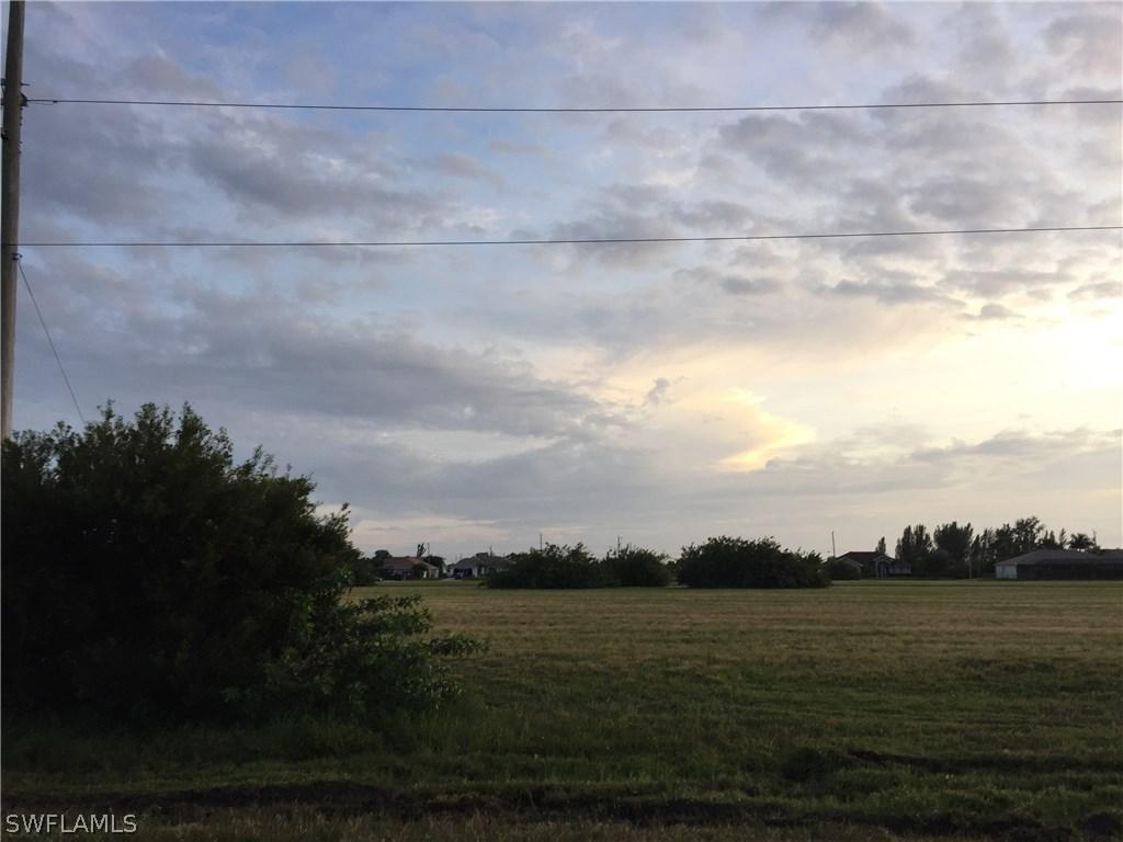 3006 NW 8th Ter., Cape Coral, FL 33993