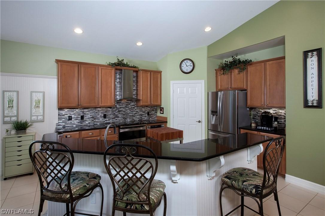 1281 Rialto Way #202, Naples, FL 34114