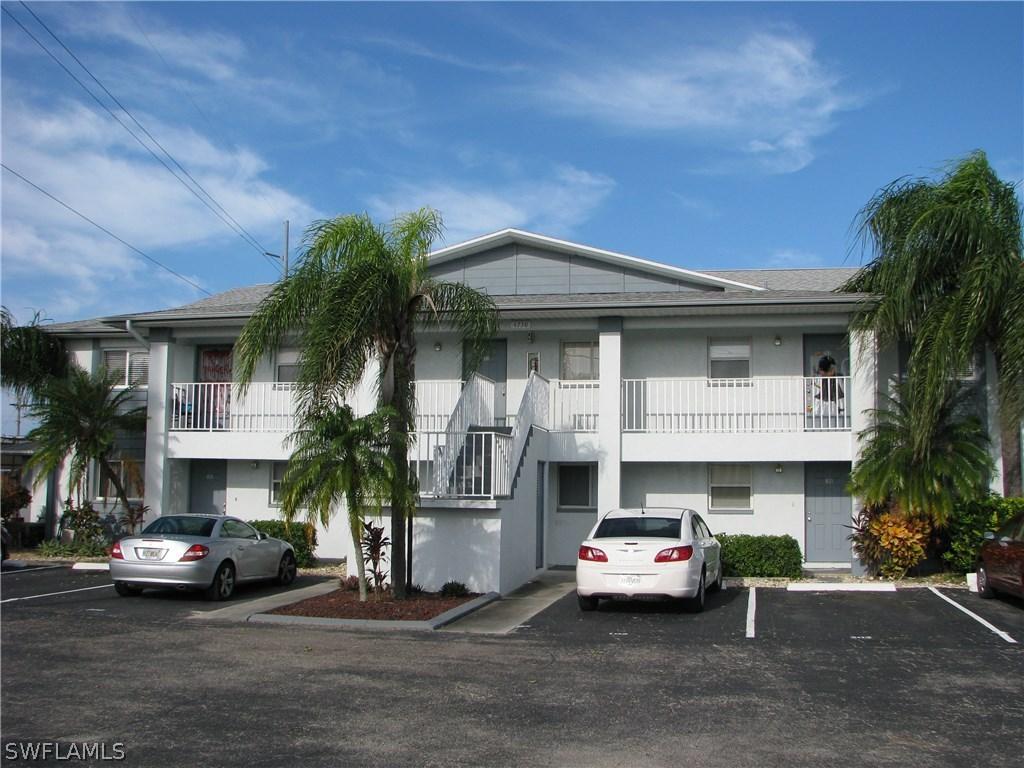 4730 SE 1st Pl. #103, Cape Coral, FL 33904
