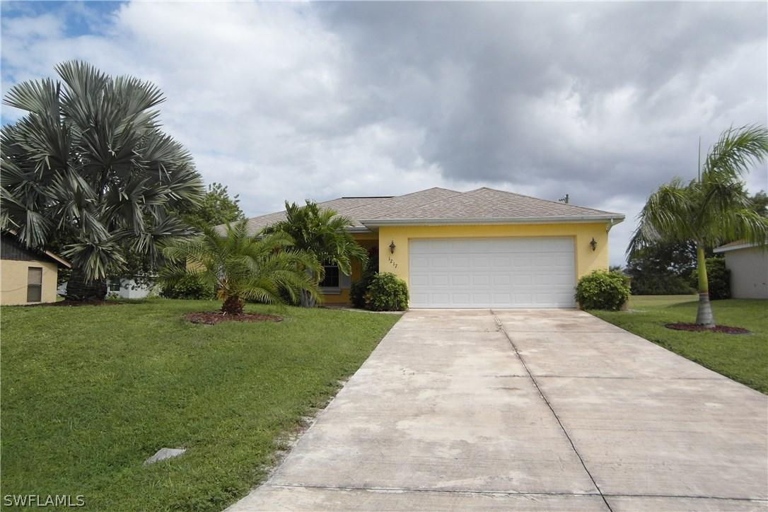 1217 NE 6th Ave., Cape Coral, FL 33909