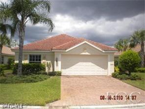 10045 Oakhurst Way, Fort Myers, FL 33913