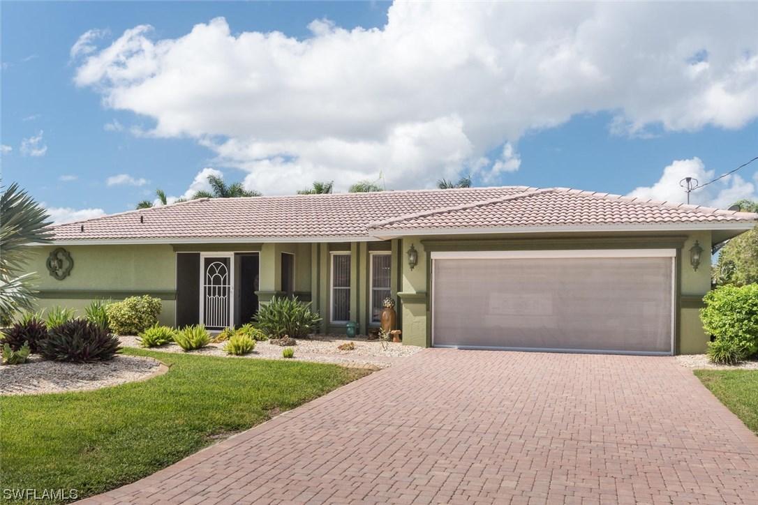3322 SE 18th Pl., Cape Coral, FL 33904