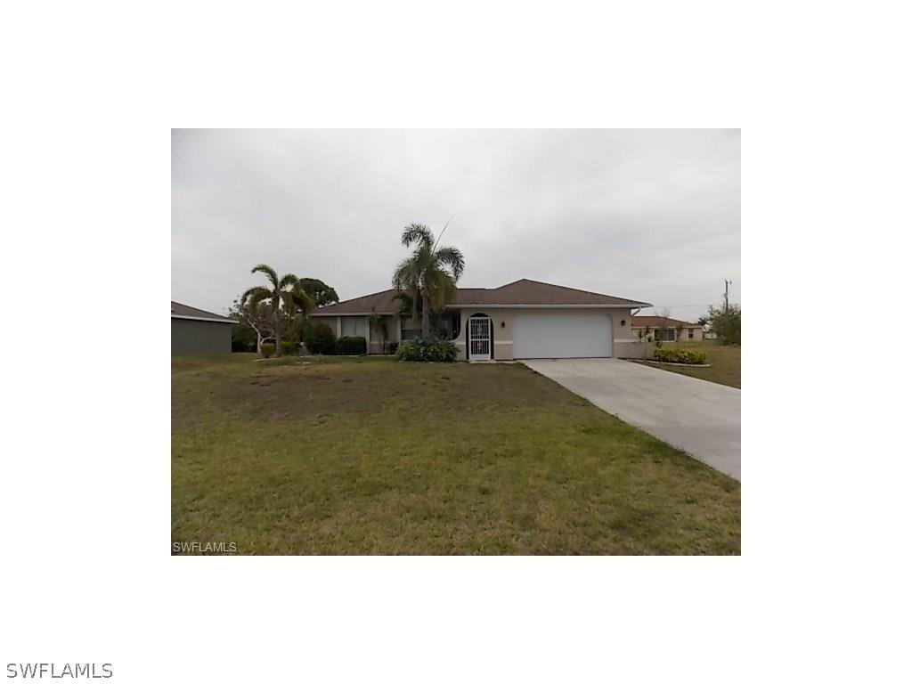 1903 NE 17th Pl., Cape Coral, FL 33909