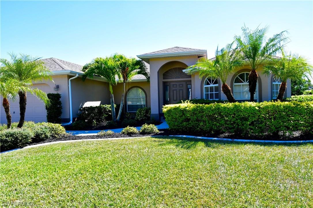 908 SW 19th Ln., Cape Coral, FL 33991