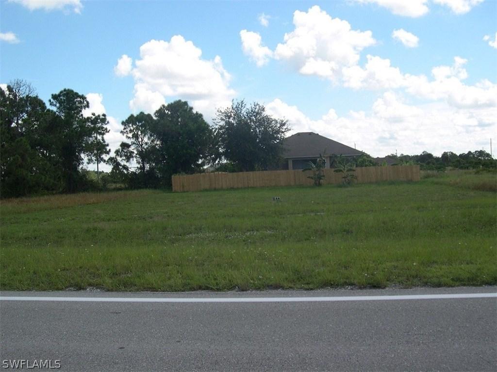 803 Bell Blvd., Lehigh Acres, FL 33974