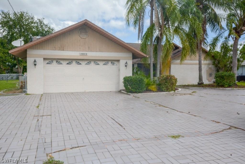3941 SE 9th Ct., Cape Coral, FL 33904