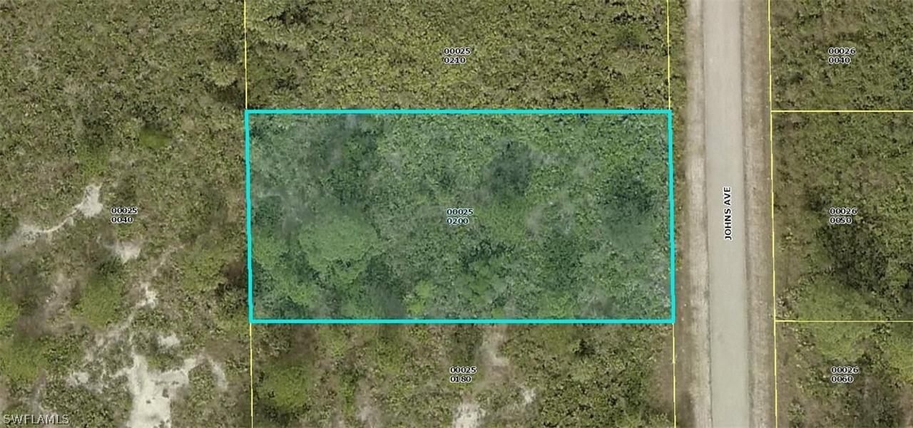 615 Johns Ave., Lehigh Acres, FL 33972