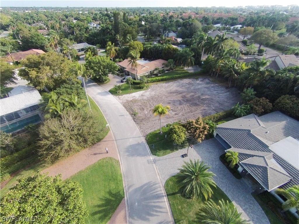 4113 Willowhead Way, Naples, FL 34103