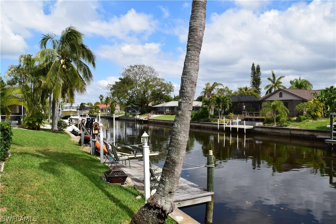 2529 SE 19th Pl., Cape Coral, FL 33904