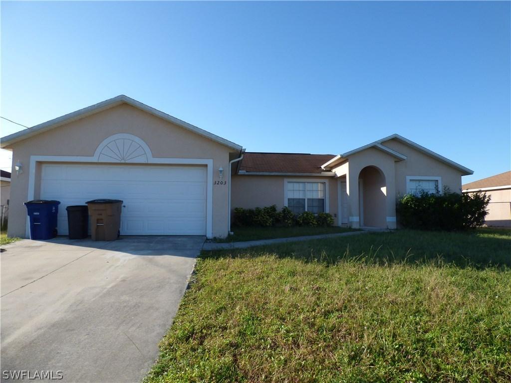 3203 7th St., Lehigh Acres, FL 33976