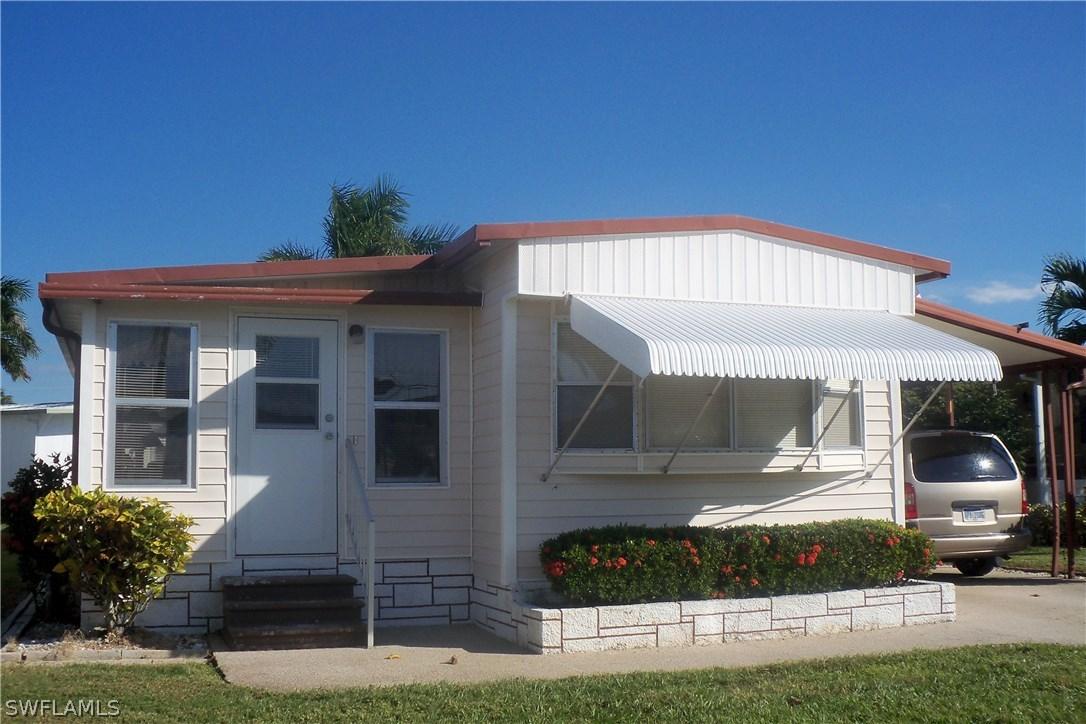 267 Yorkshire Ave., Fort Myers, FL 33908