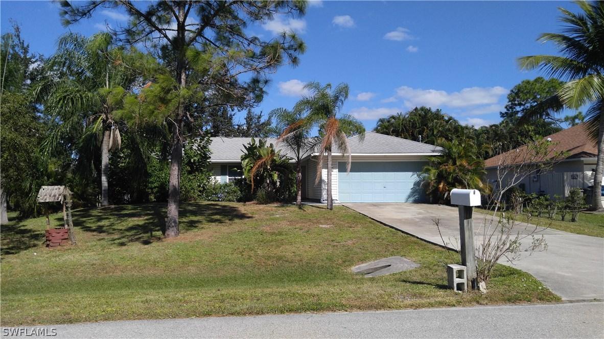 8133 Pennsylvania Blvd., Fort Myers, FL 33967