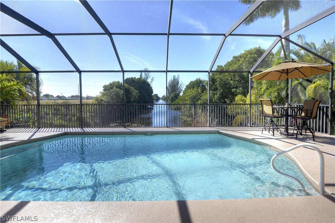 826 SW 32nd Ter., Cape Coral, FL 33914