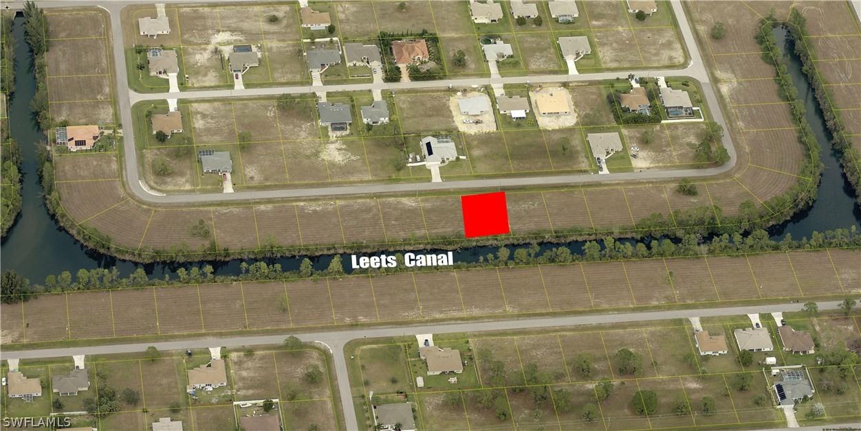 2216 NE 33rd Ln., Cape Coral, FL 33909