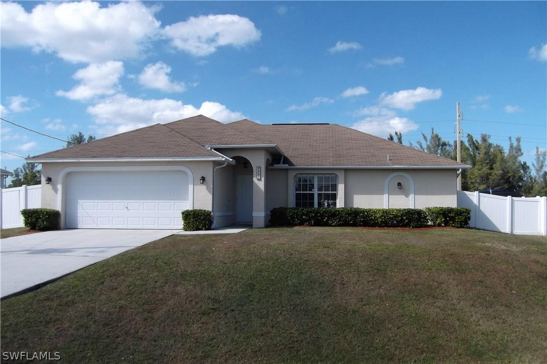 2320 SW 19th Pl., Cape Coral, FL 33991
