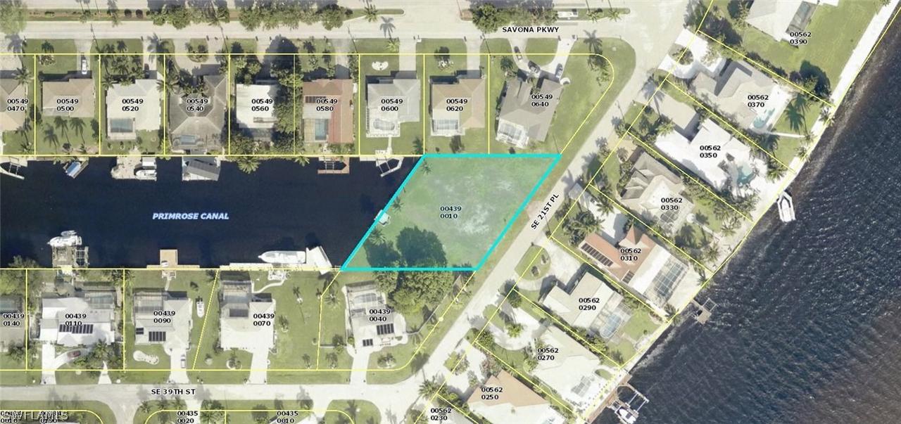 3816 SE 21st Pl., Cape Coral, FL 33904