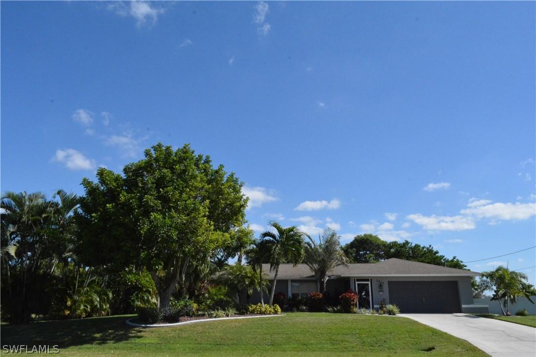 3915 SW 14th Pl., Cape Coral, FL 33914