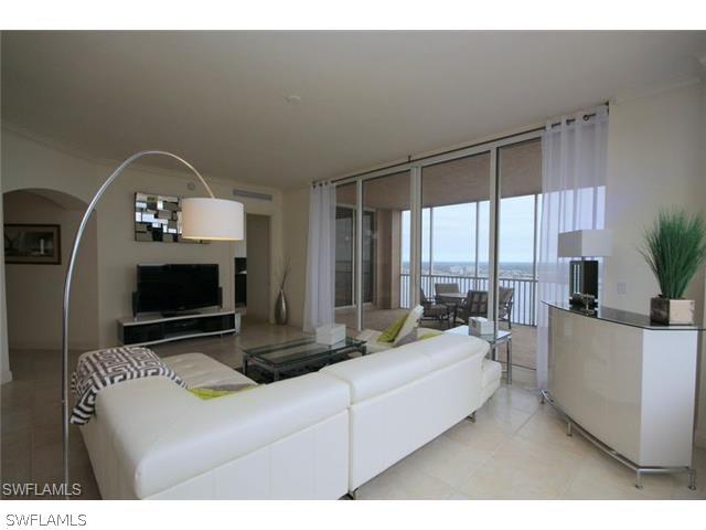 2104 W 1st St. #3204, Fort Myers, FL 33901