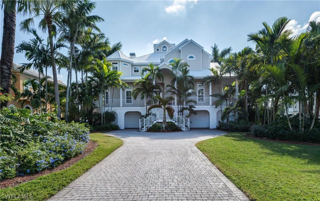 12460 Panasoffkee Dr., North Fort Myers, FL 33903