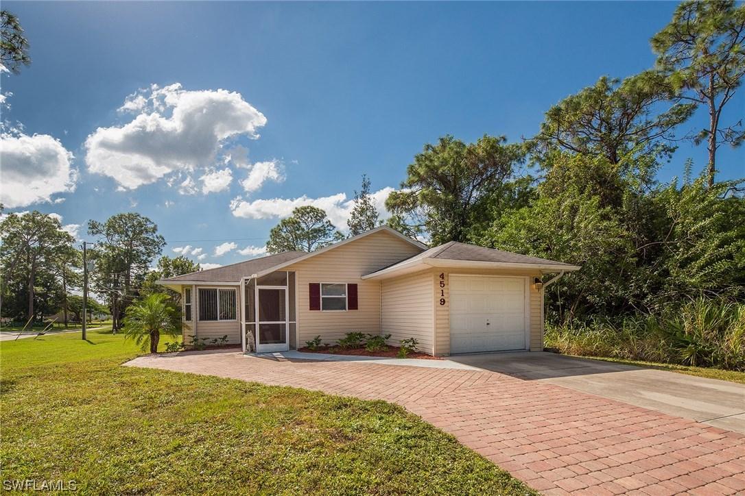 4519 Catalina Ln., Bonita Springs, FL 34134
