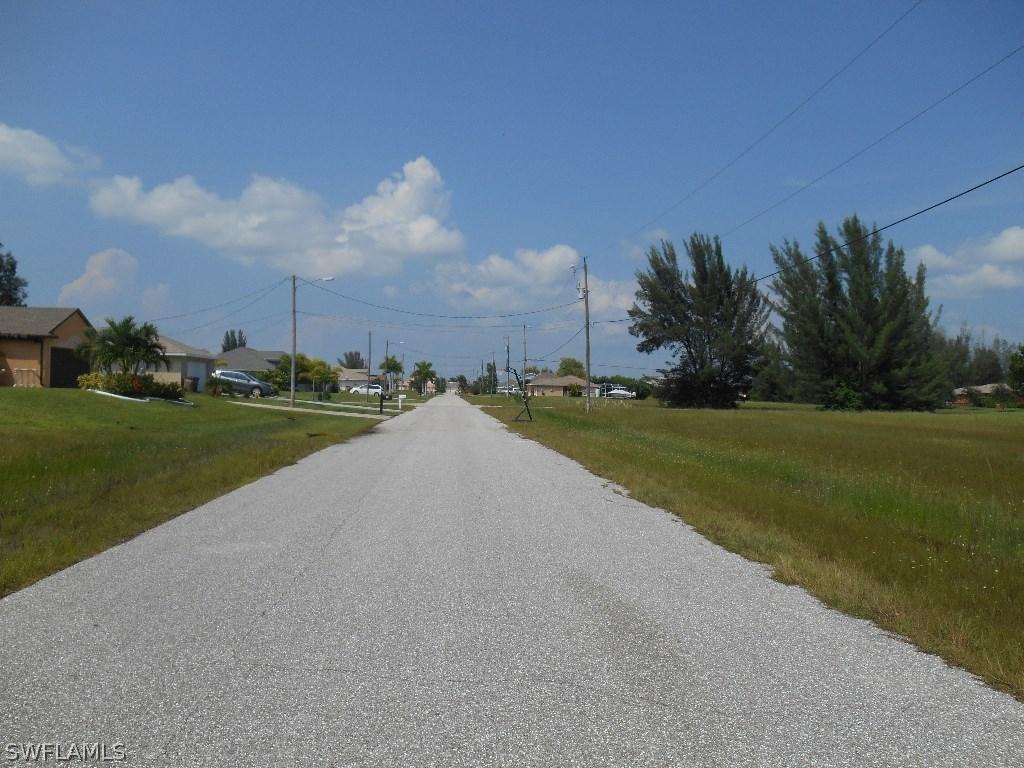 117 NW 35th Pl., Cape Coral, FL 33993