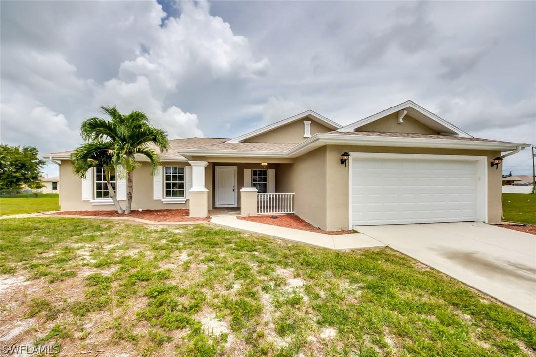 1900 NE 4th Pl., Cape Coral, FL 33909