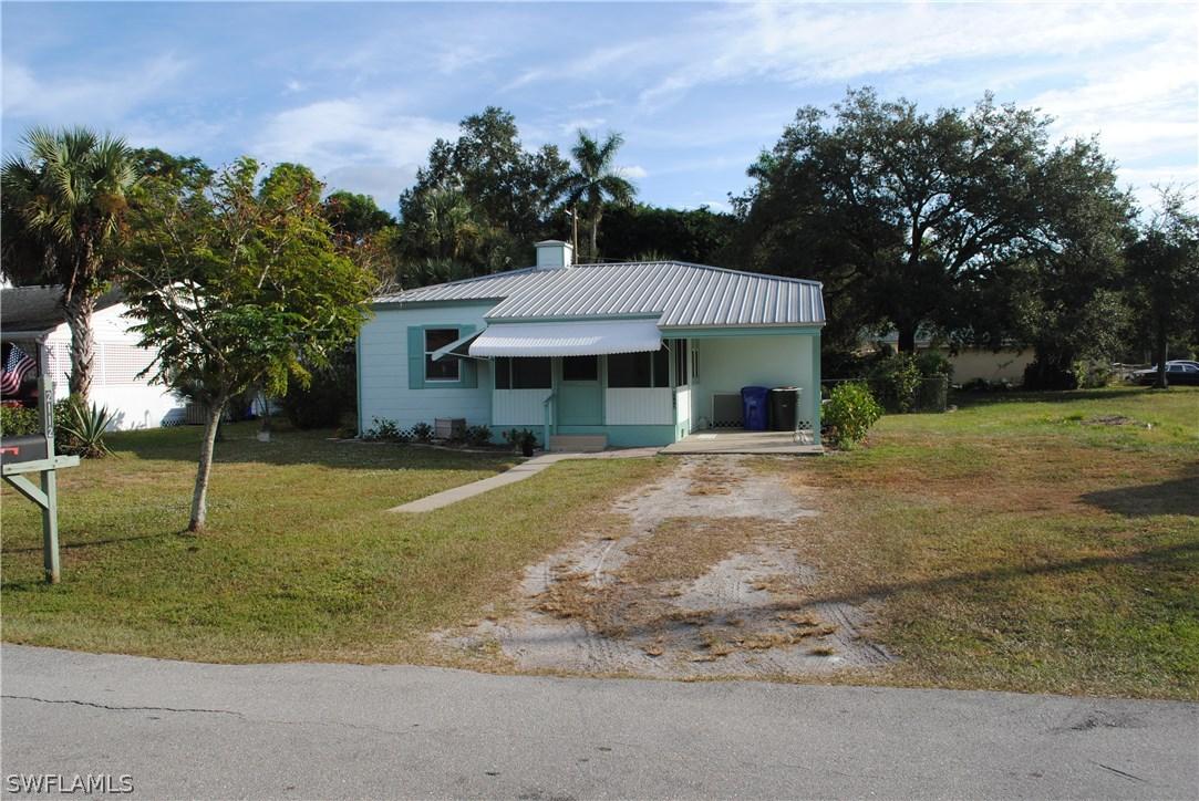2112 South St., Fort Myers, FL 33901