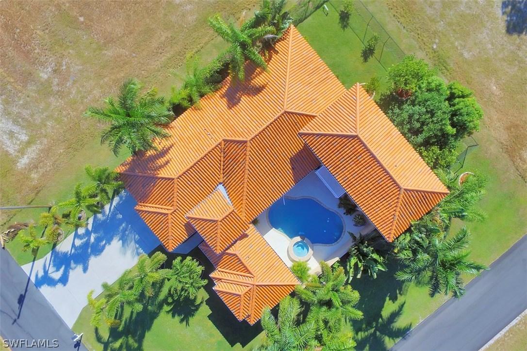 1926 NW 27th Ter., Cape Coral, FL 33993