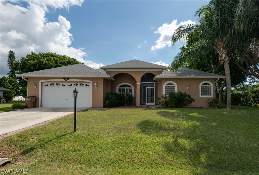 1524 SE 42nd Ter., Cape Coral, FL 33904