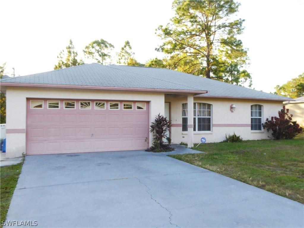 1021 Acroft Ave., Lehigh Acres, FL 33971