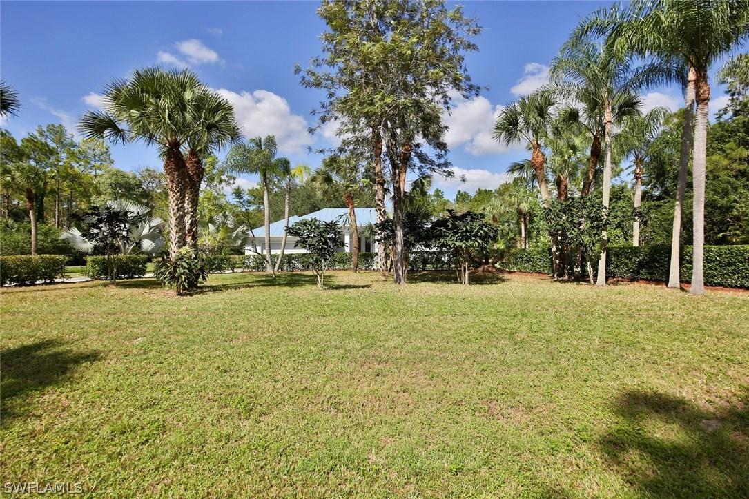 4675 3rd Ave., Naples, FL 34119