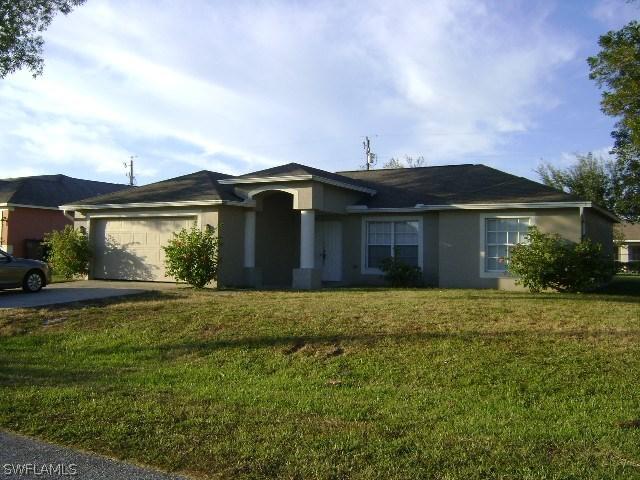 1927 NE 4th Ter., Cape Coral, FL 33909