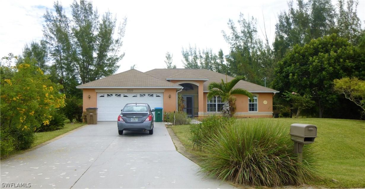 2319 NW 33rd Pl., Cape Coral, FL 33993