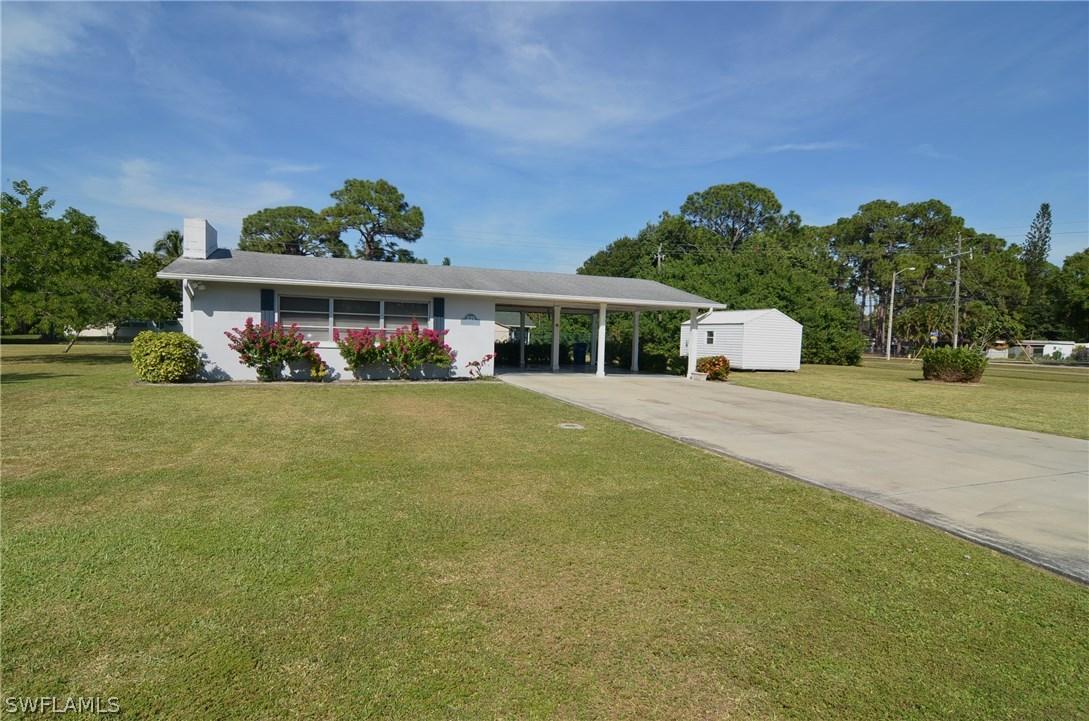 2125 Pineview Rd., Fort Myers, FL 33901