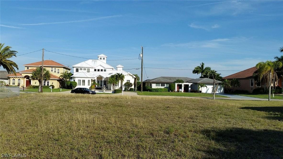 3110 SE 22nd Pl., Cape Coral, FL 33904