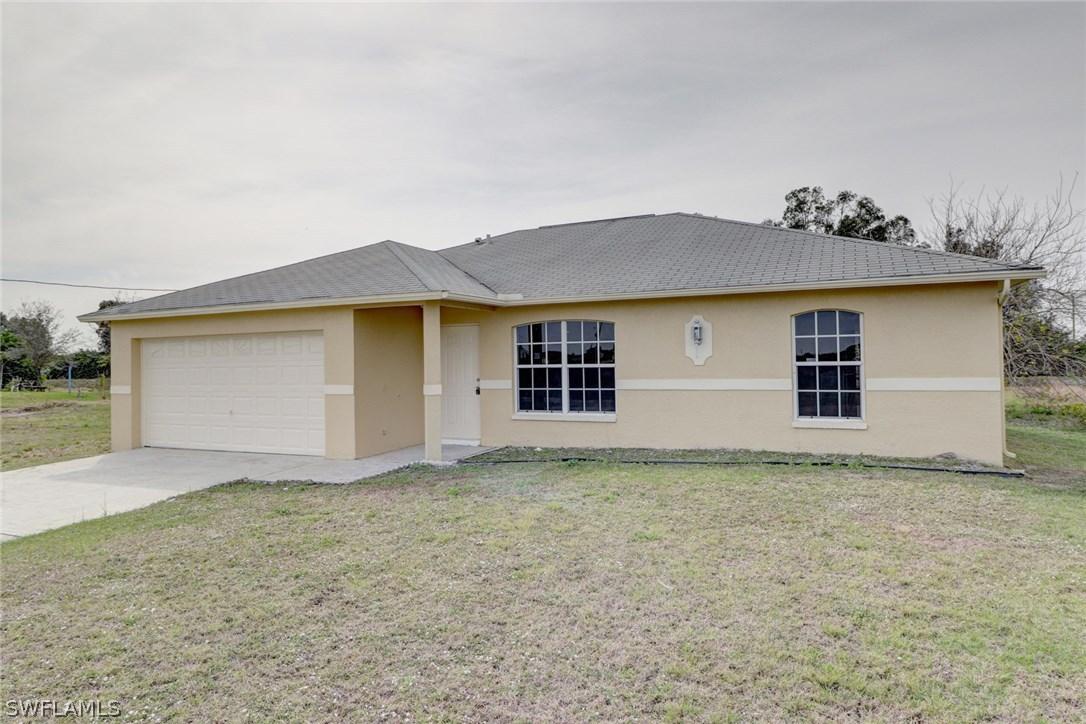 126 Preston St., Lehigh Acres, FL 33974