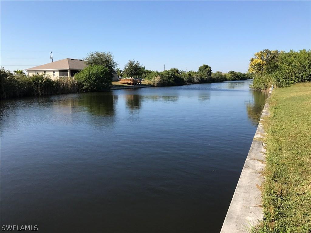 2736 NW 4th St., Cape Coral, FL 33993