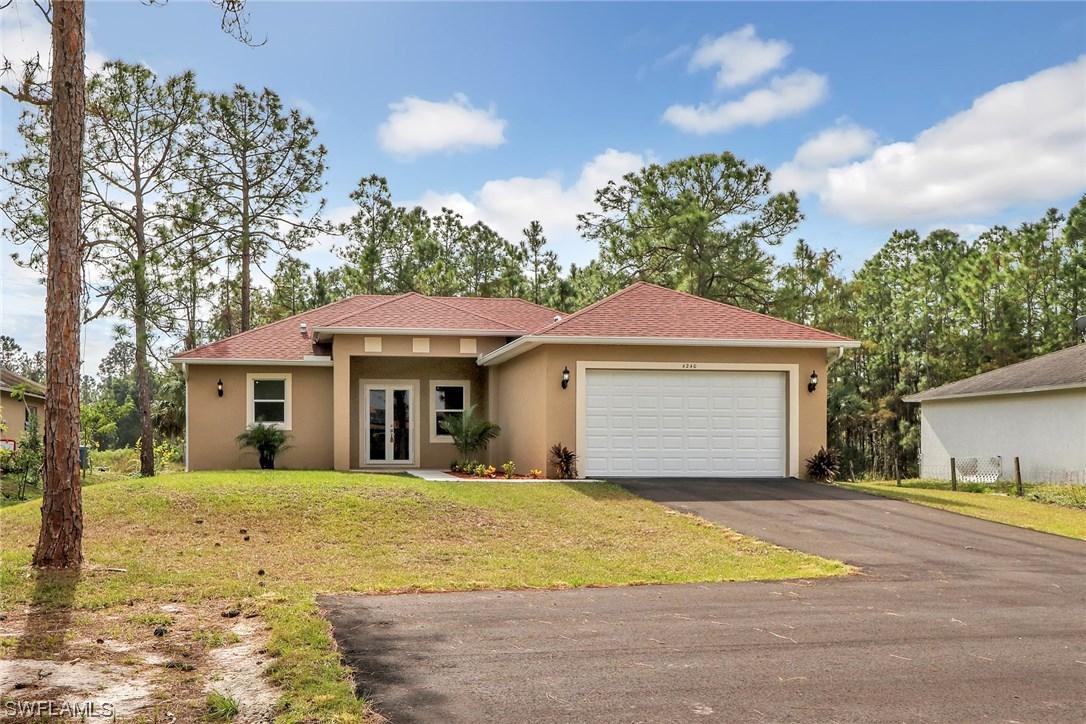 4240 33rd Ave., Naples, FL 34120