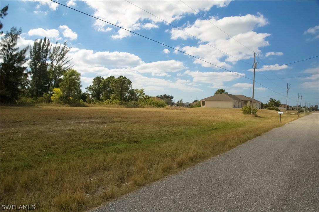 1016 SW 1st St., Cape Coral, FL 33991