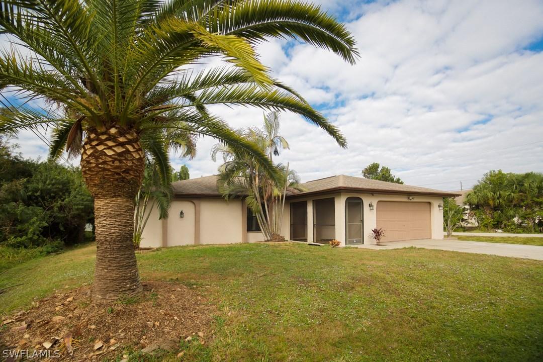 17128 Johnston Dr., Fort Myers, FL 33967